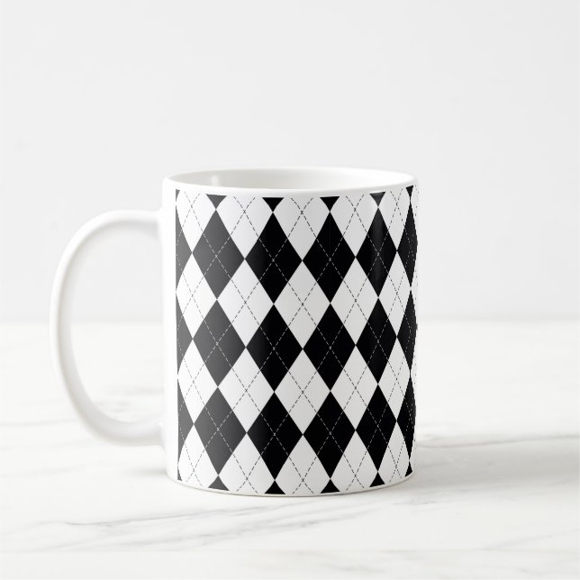 Caneca De Café Padrão de argyle sem soldadura em preto e branco.  (Esquerda)