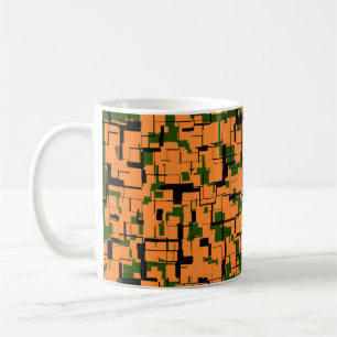 Caneca De Café Padrão de Camo Digital Preto Laranja Verde