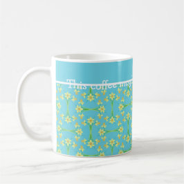 Caneca De Café Padrão de Daffodils Amarelo-ouro no Azul-Céu