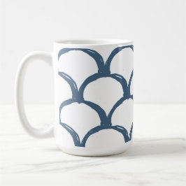 Caneca De Café Padrão de escala de desenho azul e branco e arco-í