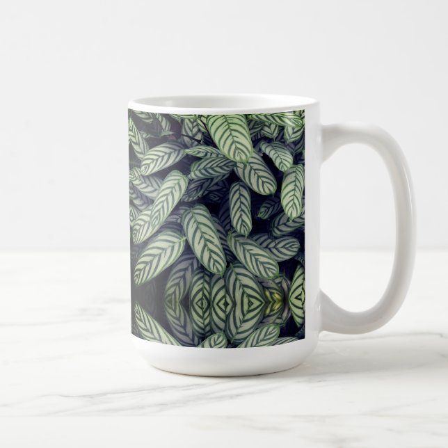 Caneca De Café Padrão de Folha Preto e Branco  (Direita)