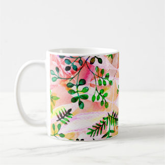 Caneca De Café Padrão de folhas tropicais se repetindo. Foto artí