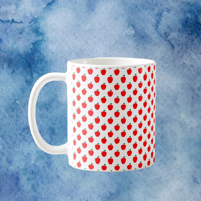 Caneca De Café Padrão de Fruta Vermelha da Apple (A cute mug with a pattern of red apples with green leaves.)