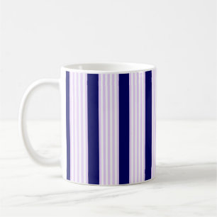 Caneca De Café Padrão de listras brancas e lilás com azul-marinho