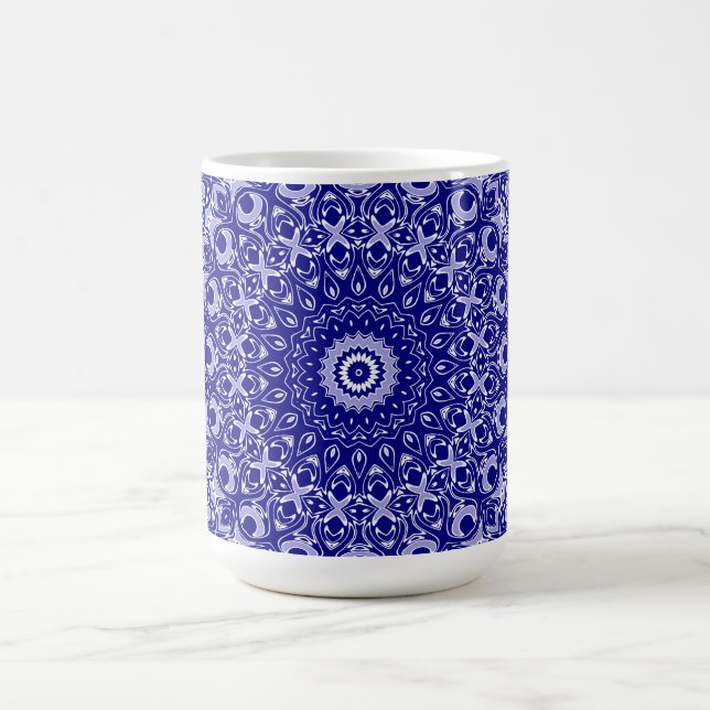 Caneca De Café Padrão de Mandala Azul Meia-Noite e Branco (Centro)