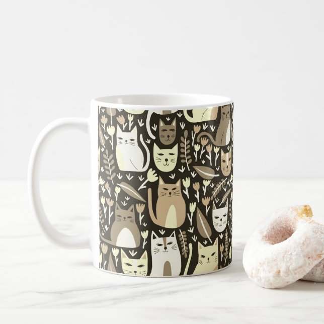 Caneca De Café Padrão de Neutrais de Kitten Floral Bravo (Com Donut)
