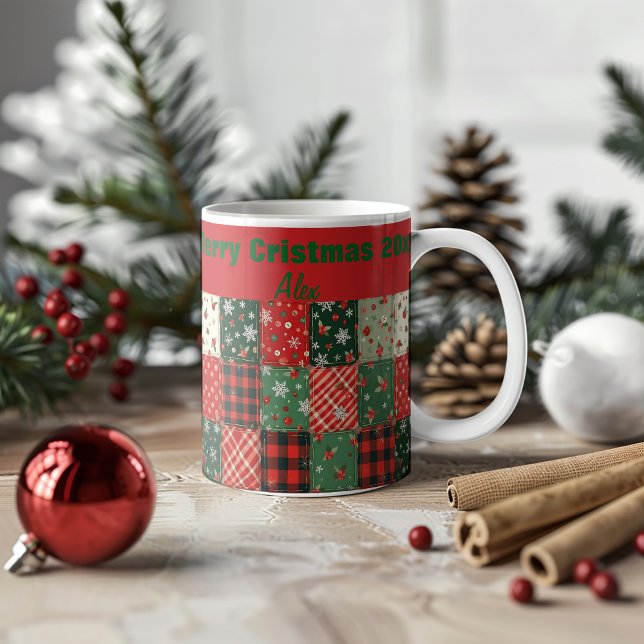 Caneca De Café padrão de patchwork de Natal verde vermelho (Criador carregado)