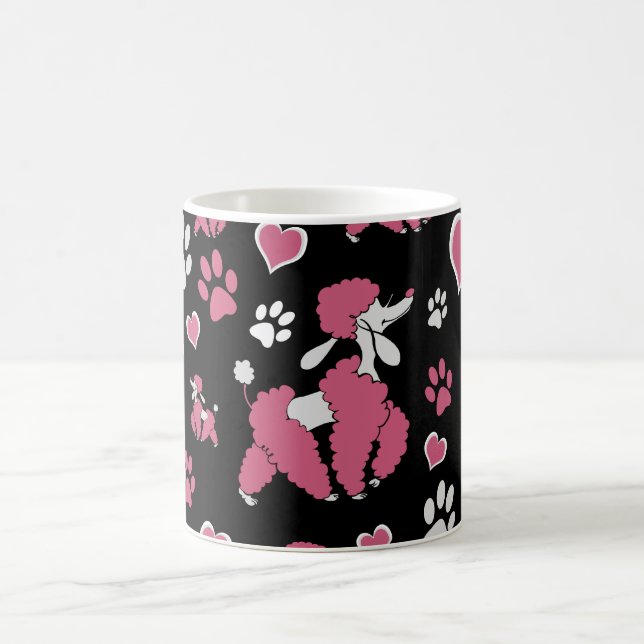 Caneca De Café Padrão de Poodle Branco Rosa em Fundo Preto (Centro)