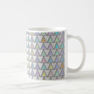 Caneca De Café Padrão de Triângulos Fofos em Cores Pastel