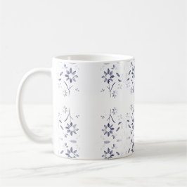 Caneca De Café Padrão Floral Azul e Branco Desbotado