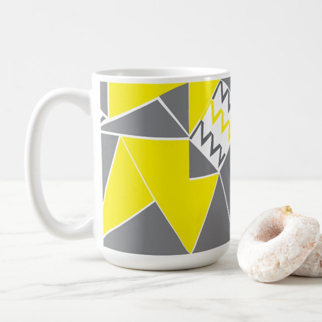 Caneca De Café Padrão Geométrico de Stripe da Cinza Amarela (Com Donut)