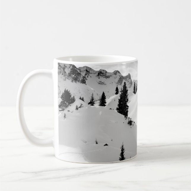 Caneca De Café Paisagem Alpina: Montanhas de Árvores Neves (Esquerda)