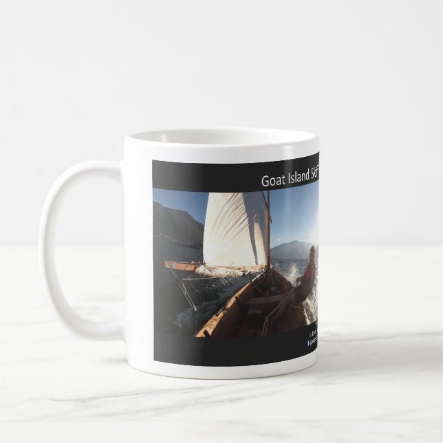Caneca de café para o calendário 2018 do Skiff da (Esquerda)