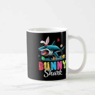 Caneca De Café Páscoa de coelho de tubarão caçando ovos de chocol
