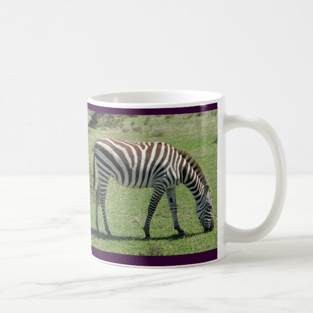 Caneca De Café Pastando a zebra que pasta a zebra (Direita)