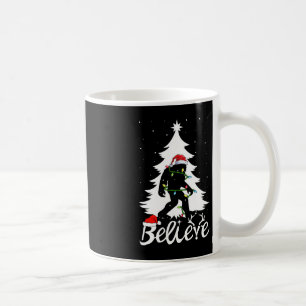 Caneca De Café Pé Grande Carregando Árvore de Natal Crença