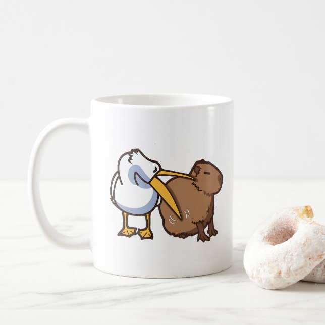 Caneca De Café Pelican tenta comer Capybara Funny Meme (Com Donut)