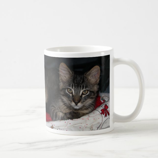 Caneca De Café Pequena Cama de Natal, Mug (Direita)
