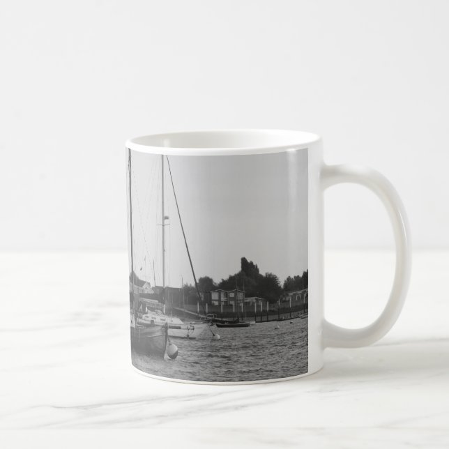 Caneca De Café Pequeno Iate Clássico (Direita)