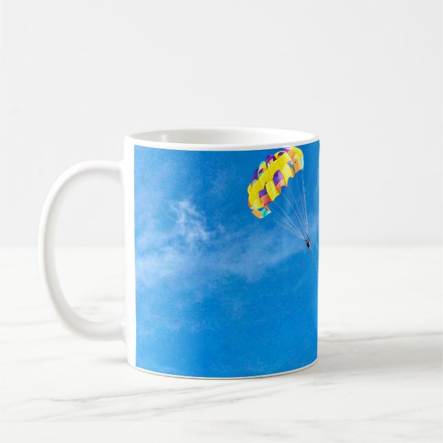 Caneca De Café Person paragliding outdoors (Esquerda)