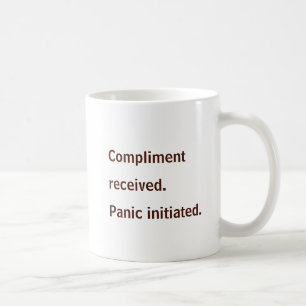 Caneca De Café Personagem de Feijão de Café Fofo e Socialmente Ex