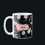 Caneca De Café Personalização de Artista de Maquiagem de Beleza V<br><div class="desc">Esta caneca personalizável faz um presente de excelente. Clique em "personalizar" acima para adicionar seu próprio nome e personalizar o texto de acordo com suas necessidades. Clique em "editar usando a ferramenta design" para alterar as cores, a fonte e o posicionamento. Procure mais cores e estilos no meu compro ou...</div>