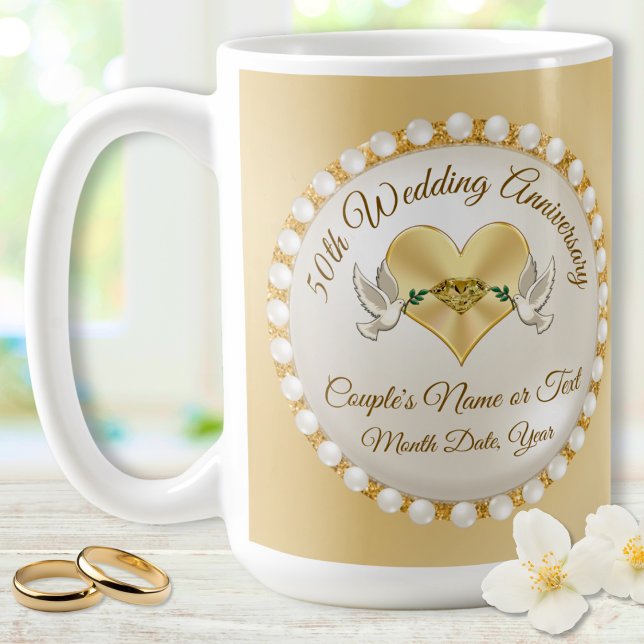 Caneca De Café Personalizado, 50º Aniversário de Casamento Mugs (Golden anniversary presents. What is the symbol for 50th wedding anniversary. Diamonds and Pearls.)
