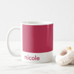 Caneca De Café Personalize minimamente seu nome Red Magenta<br><div class="desc">Minimalista Personalize seu nome Red Magenta Coffee Mug perfeito como presente para sua família,  amigos e amados nessa temporada de festas.</div>