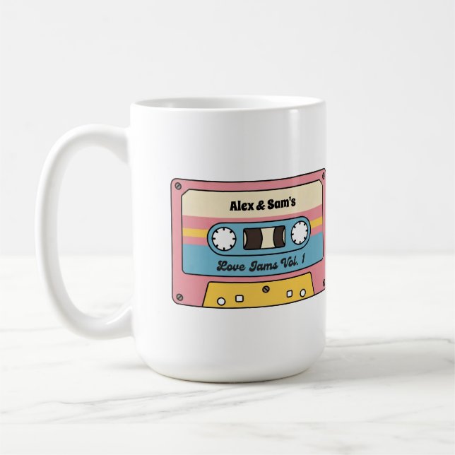 Caneca De Café Personalized Love Jams Cassette Tape – Custom Name (Esquerda)