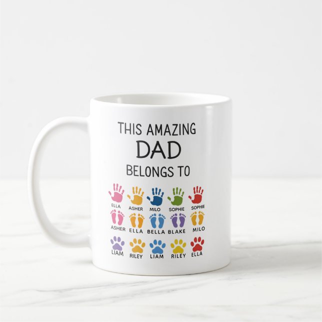 Caneca De Café Personalized This Amazing Dad Belongs To | Custom  (Esquerda)