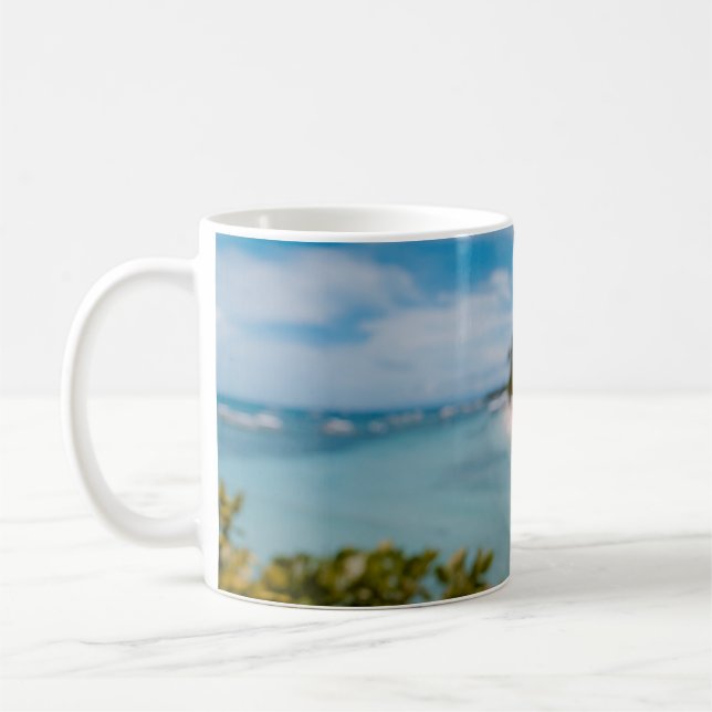 Caneca De Café Pessoa segurando jarro de pedreiro cheio de suco e (Esquerda)