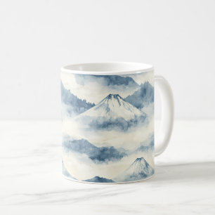 Caneca De Café Picos Nebulosos – Paisagem Montanhosa em Aquarela