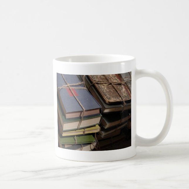 Caneca De Café Pilha de livro velho (Direita)