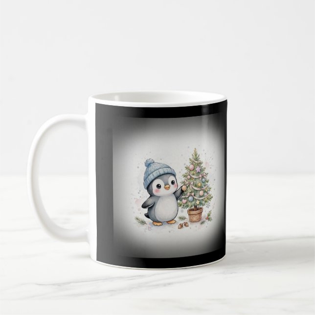 Caneca De Café Pinguim Decorando Árvore de Natal (Esquerda)
