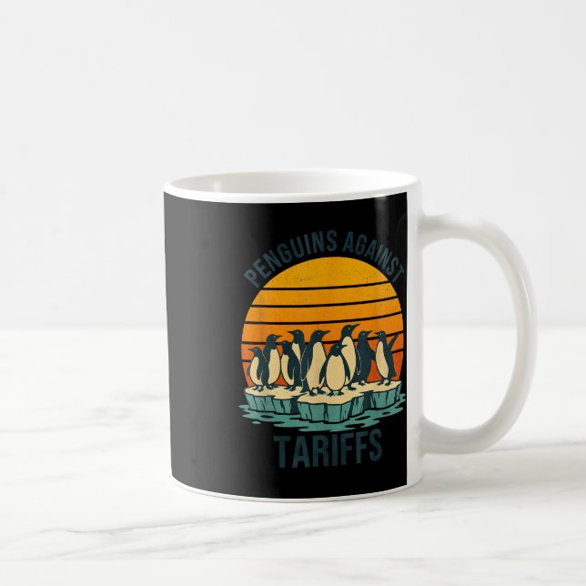 Caneca De Café Pinguins contra Tarifas AntiTarifas Funny Pengui (Direita)