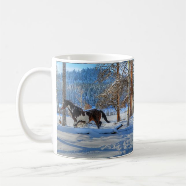 Caneca De Café Pinto de Trote Stallion & Winter Snows (Esquerda)