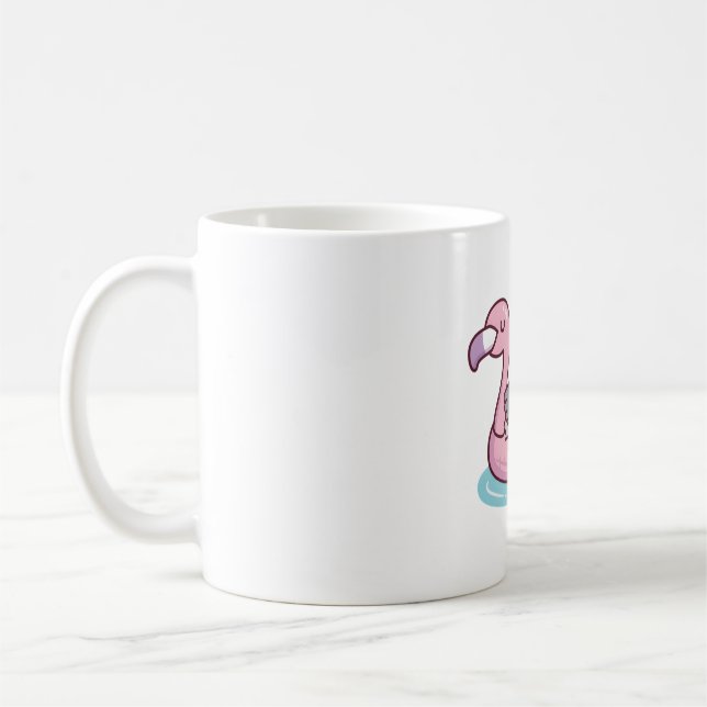 Caneca De Café Pombo Fofo Relaxando Em Flutuador De Flamingo Com  (Esquerda)