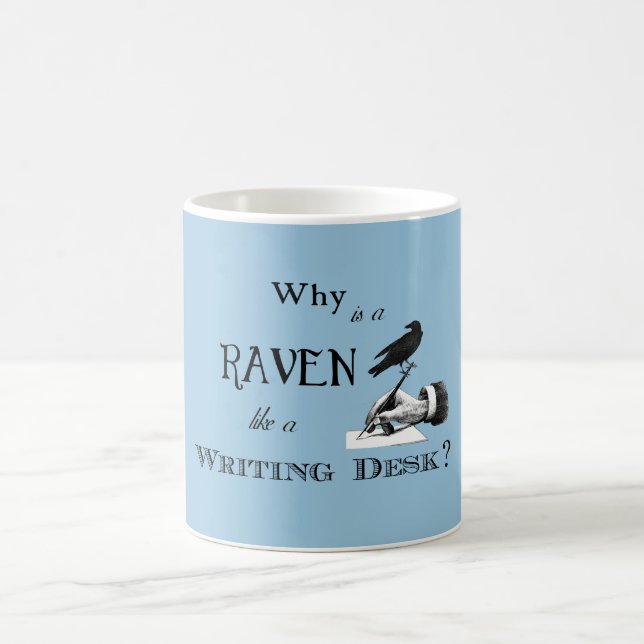 Caneca De Café "Por que um Raven é como uma mesa de Escrevendo?"  (Centro)