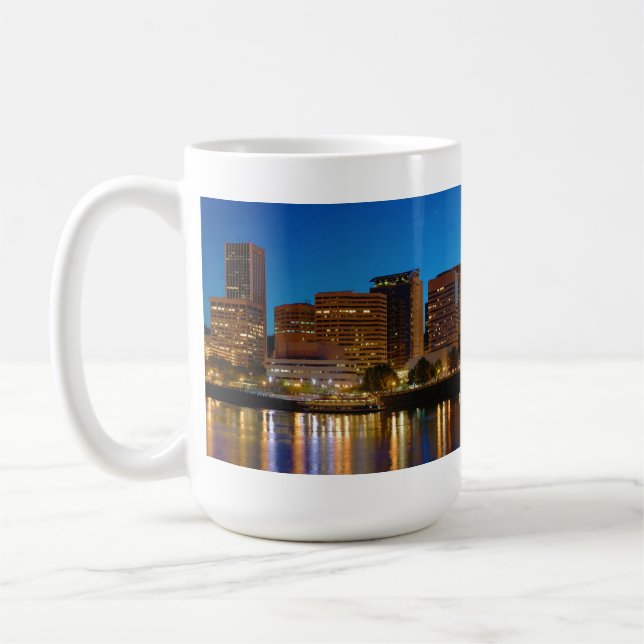 Caneca De Café Portland Oregon no panorama da noite (Esquerda)