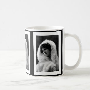 Caneca De Café pose de camafeu de mulher vitoriana