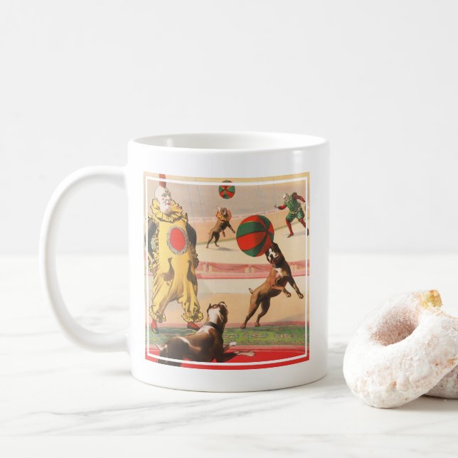Caneca De Café Poster de Circo Mostrando Palhaços Com Cães Execut (Com Donut)