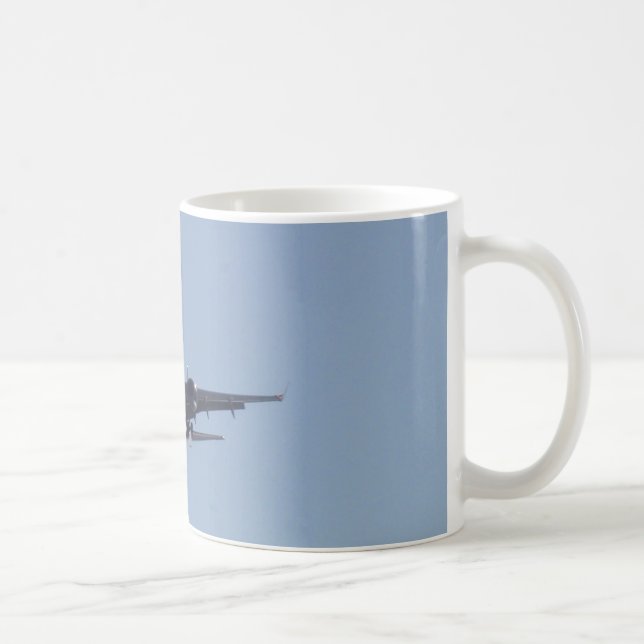 Caneca De Café Pousando No Sol (Direita)