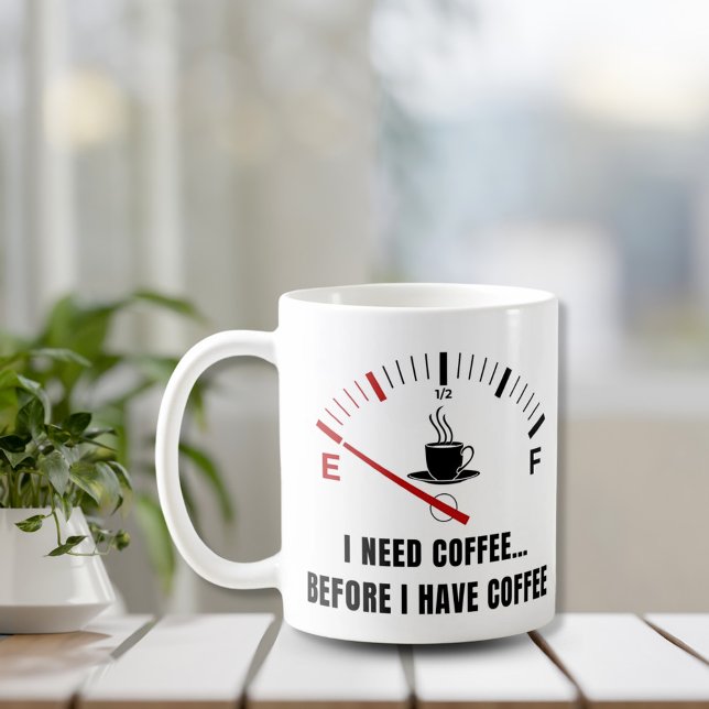 Caneca De Café Preciso De Café Antes Do Café. (Criador carregado)