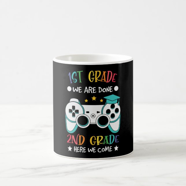 Caneca De Café Presente de Concluímos a 1ª Série e Vamos para a 2 (Centro)
