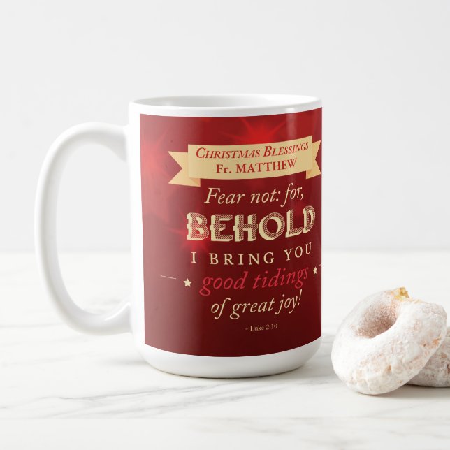 Caneca De Café Priest Christmas Blessings Red, Gold Stars (Com Donut)