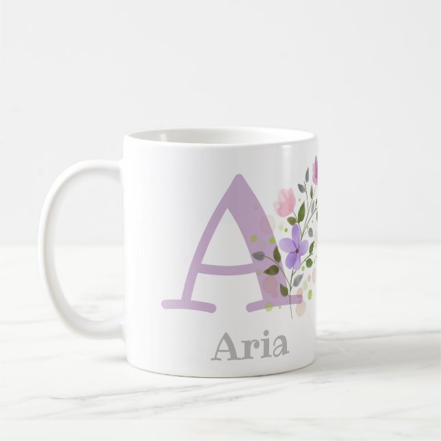 Caneca De Café Primeira Inicial Mais Nome Aria com Flores (Esquerda)
