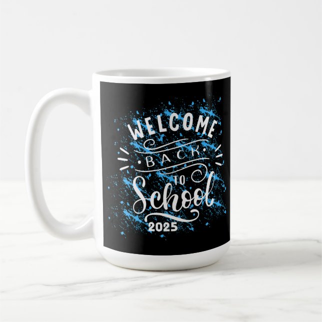 CANECA DE CAFÉ PRIMEIRO DIA DE AULA BEM-VINDO À ESCOLA 2025 (Esquerda)