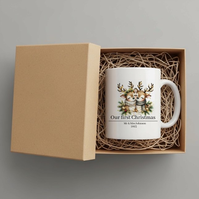 Caneca De Café Primeiro Natal personalizado, renas, recém-casados (Criador carregado)