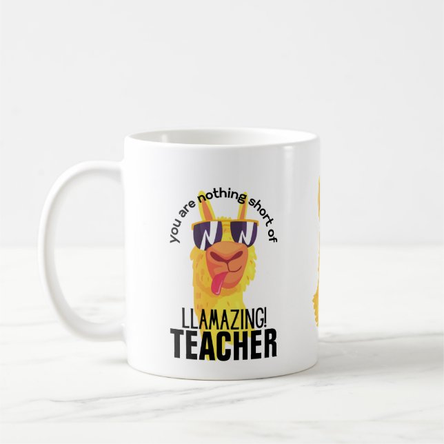 Caneca De Café PROFESSORA, você não é nada menos que incrível (Esquerda)