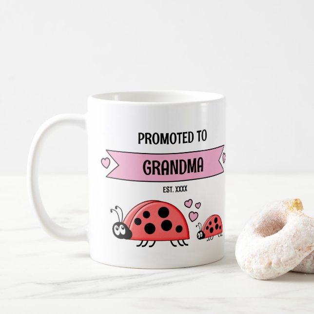 Caneca De Café Promovidas a avós joaninhas rosa (Com Donut)